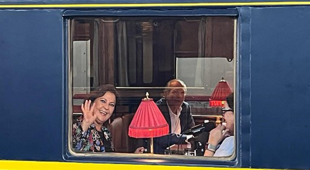Carmen Linares: �Recuerdo a mi padre tocando la guitarra y el sonido de los trenes�