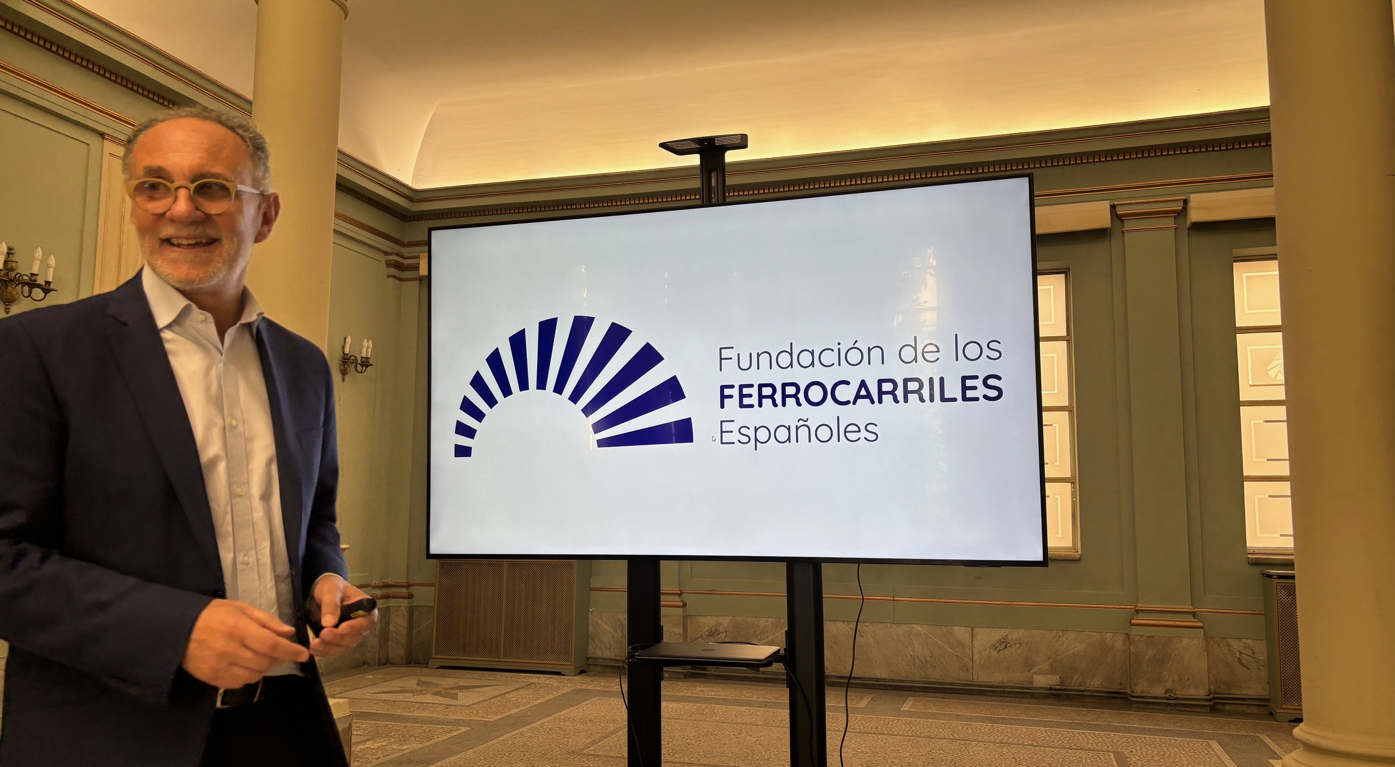 Mensaje de agradecimiento del director gerente a las trabajadoras y trabajadores de la Fundaci�n 