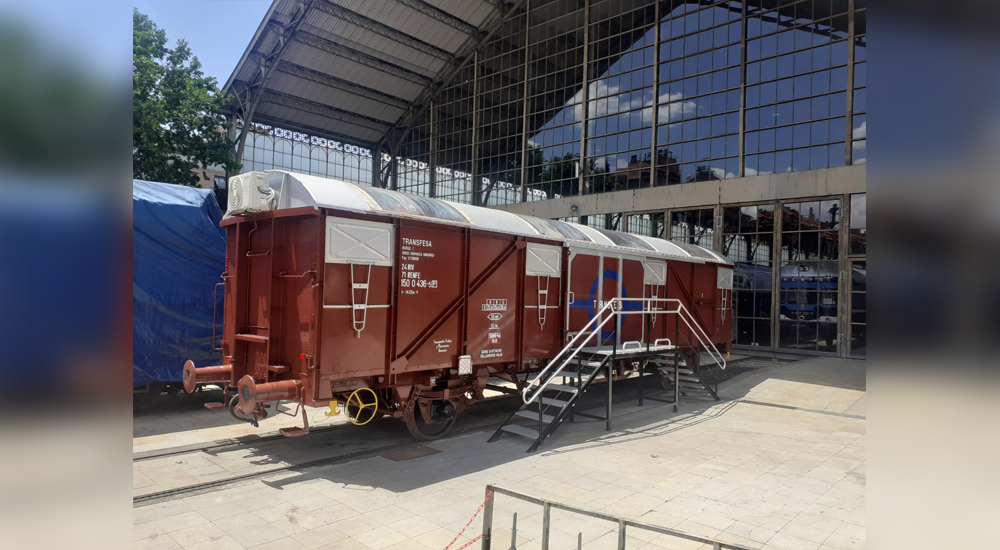 El Museo del Ferrocarril de Madrid expone un vag�n naranjero de Transfesa
