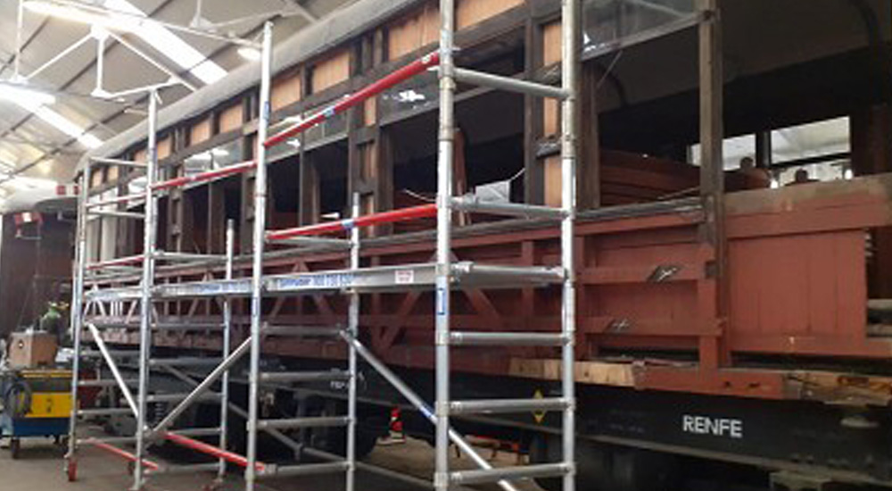 Iniciada la restauraci�n de los coches �Costa� del Tren de la Fresa