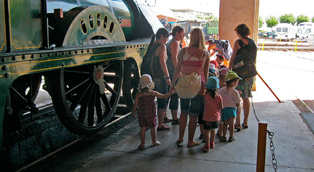 �El Museo del Ferrocarrill de  Catalu�a en el verano!