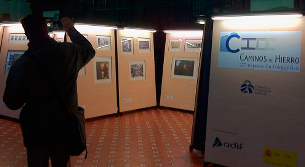La exposici�n �Caminos de Hierro� visita la estaci�n de Toledo 