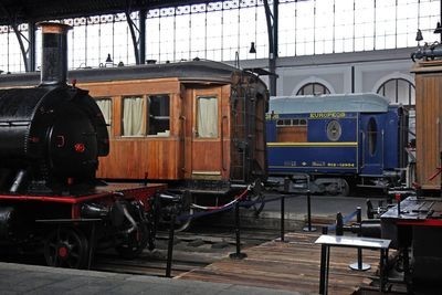 Nueva disposici�n del material en el Museo de Madrid